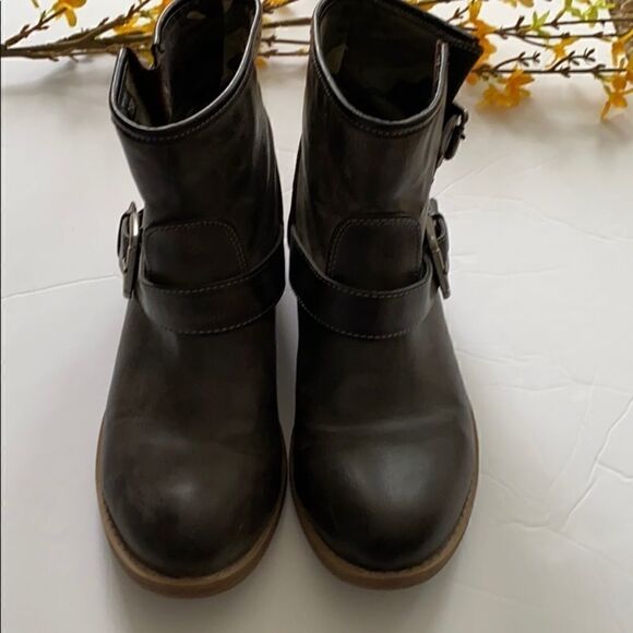 Journeys | Shi by Journey Gray Buckley Boots | 7.5 - Picture 3 of 7